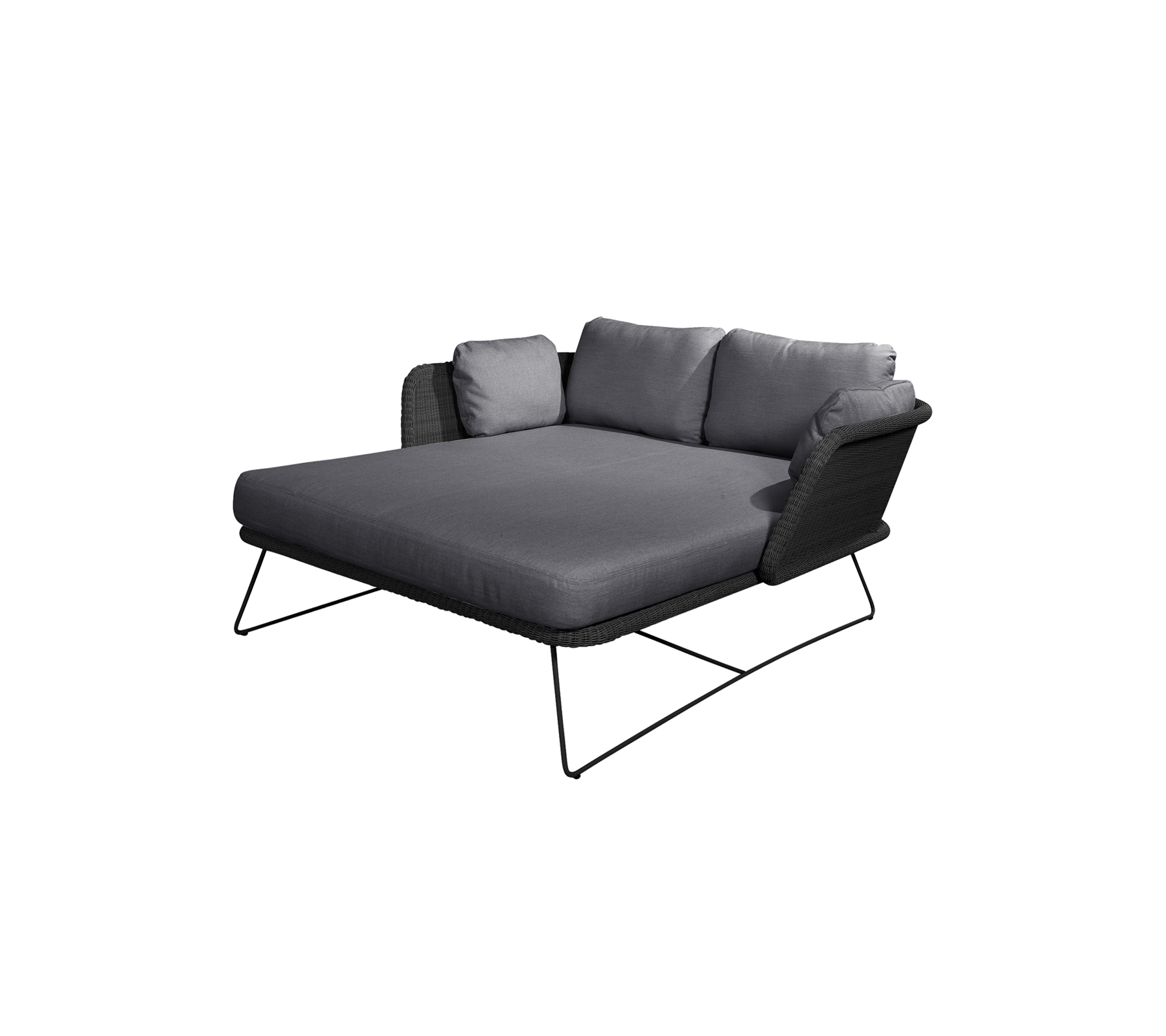 Stilfuld grå loungestol med bløde puder og slanke metalben, perfekt til afslapning.