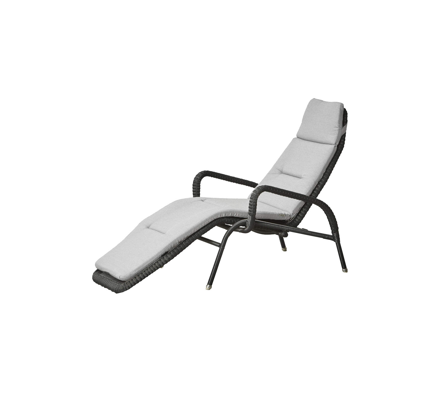 Komfortabel loungestol med et slankt design, der har polstret sæde og rygstøtte til afslapning. Ideel til fritid.