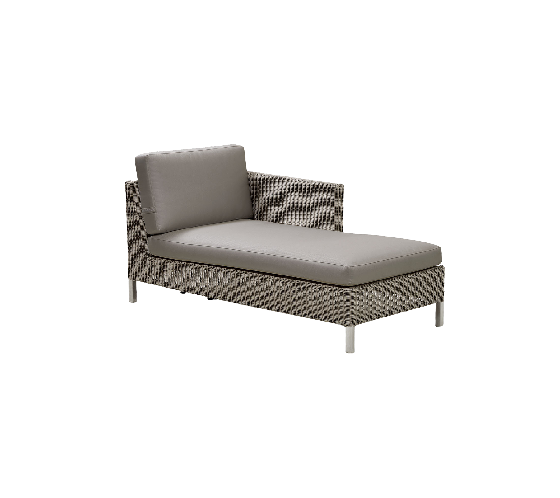 Stilfuld loungestol med et elegant design, der har en komfortabel pude og en moderne vævet ramme. Ideel til afslapning og udendørs brug.
