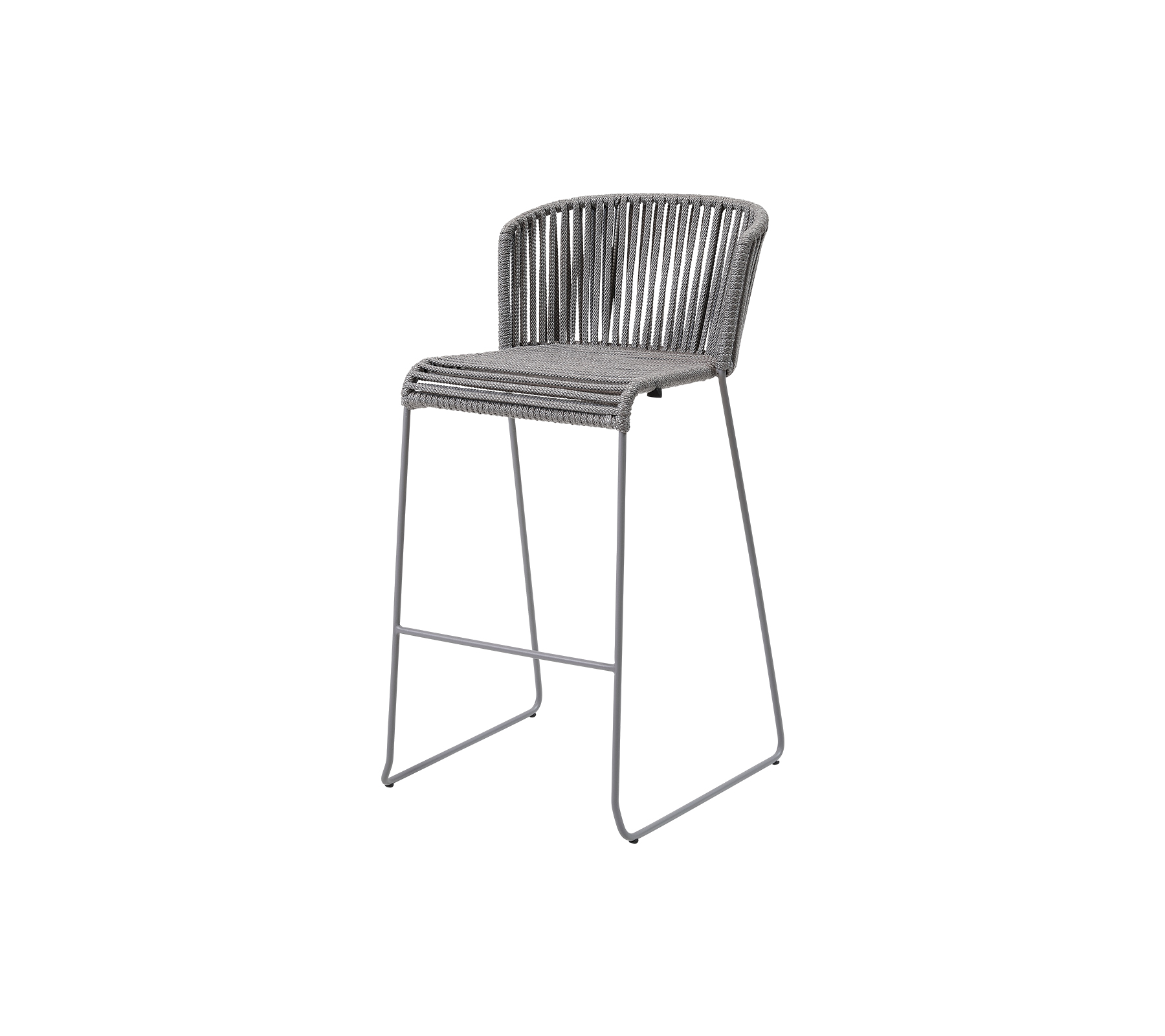 En stilfuld, hævet stol med en slank metalramme og et moderne vævet sædesign i en neutral tone, ideel til moderne rum.