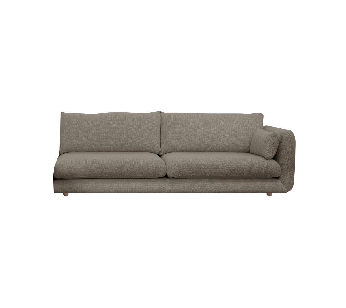 Lysbrun sofa med et minimalistisk design i en loungeindretning.