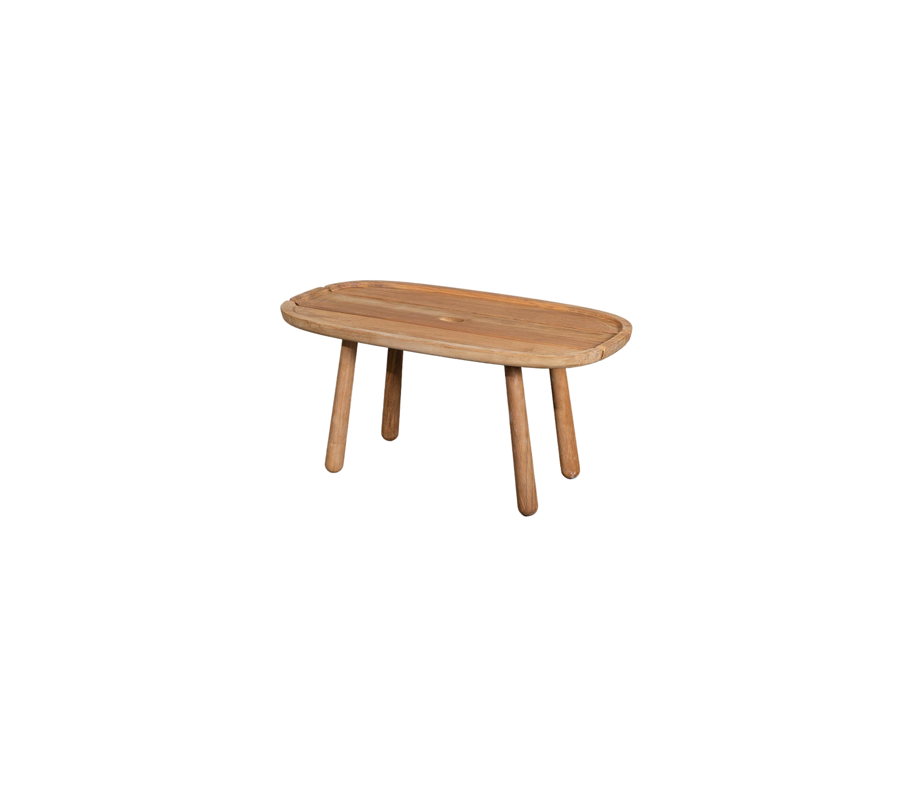 Et trætabel med en oval top og fire solide ben, designet til en moderne eller rustik æstetik.