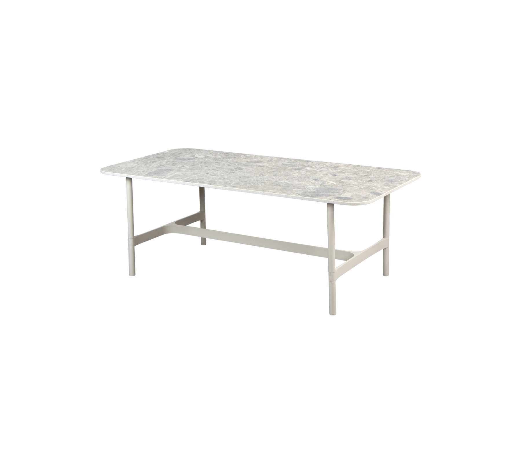 Et rektangulært bord med en tekstureret overflade og stabile ben, designet til forskellige indstillinger og aktiviteter.