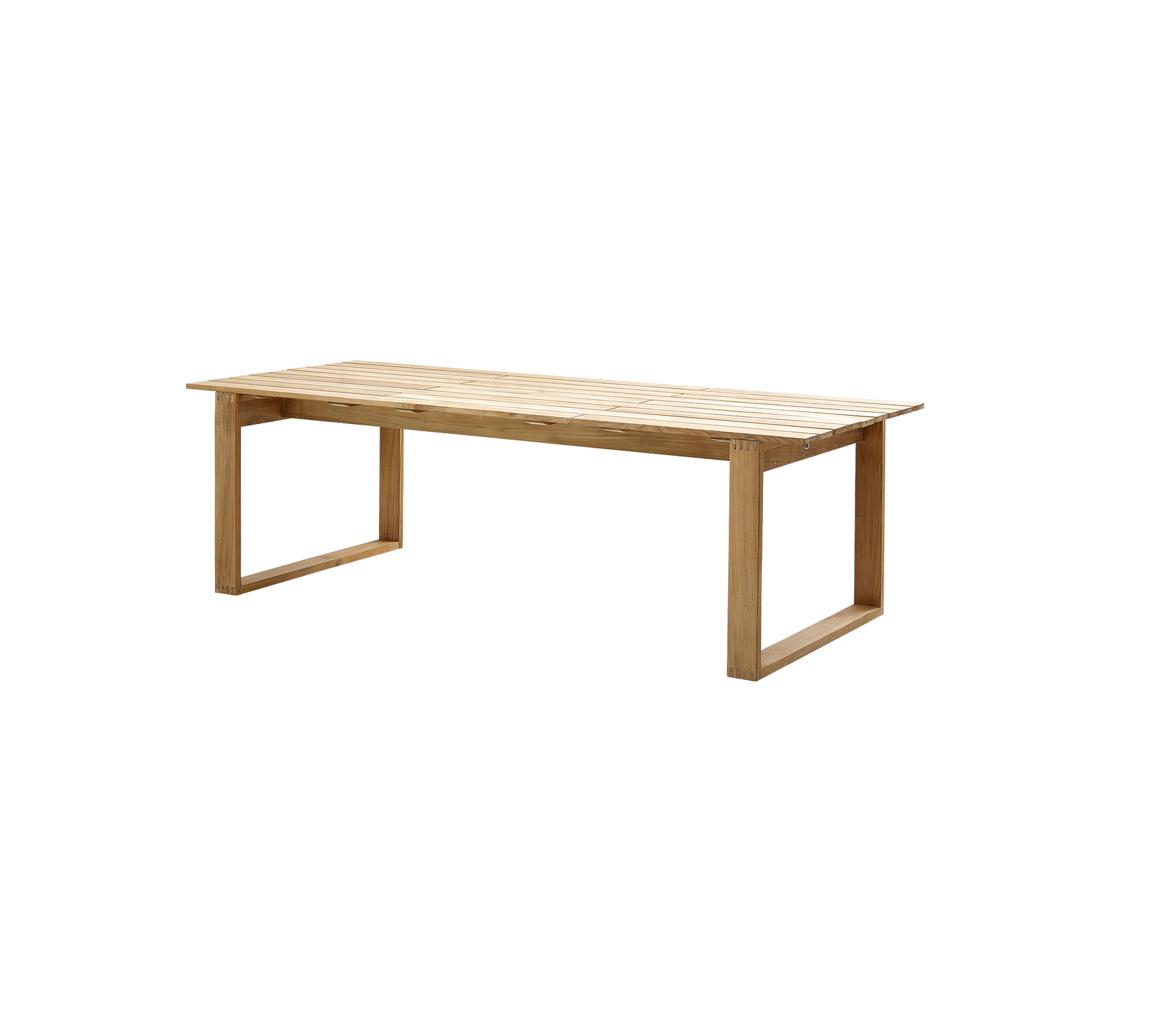 Træbord med et enkelt, moderne design, der har en rektangulær top og minimalistiske ben, ideelt til forskellige rum.