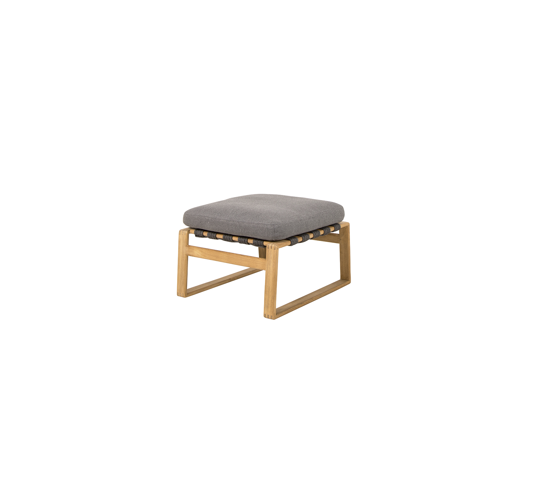 Kvadratisk ottoman med en grå pude ovenpå en træramme, designet til komfort og stil.