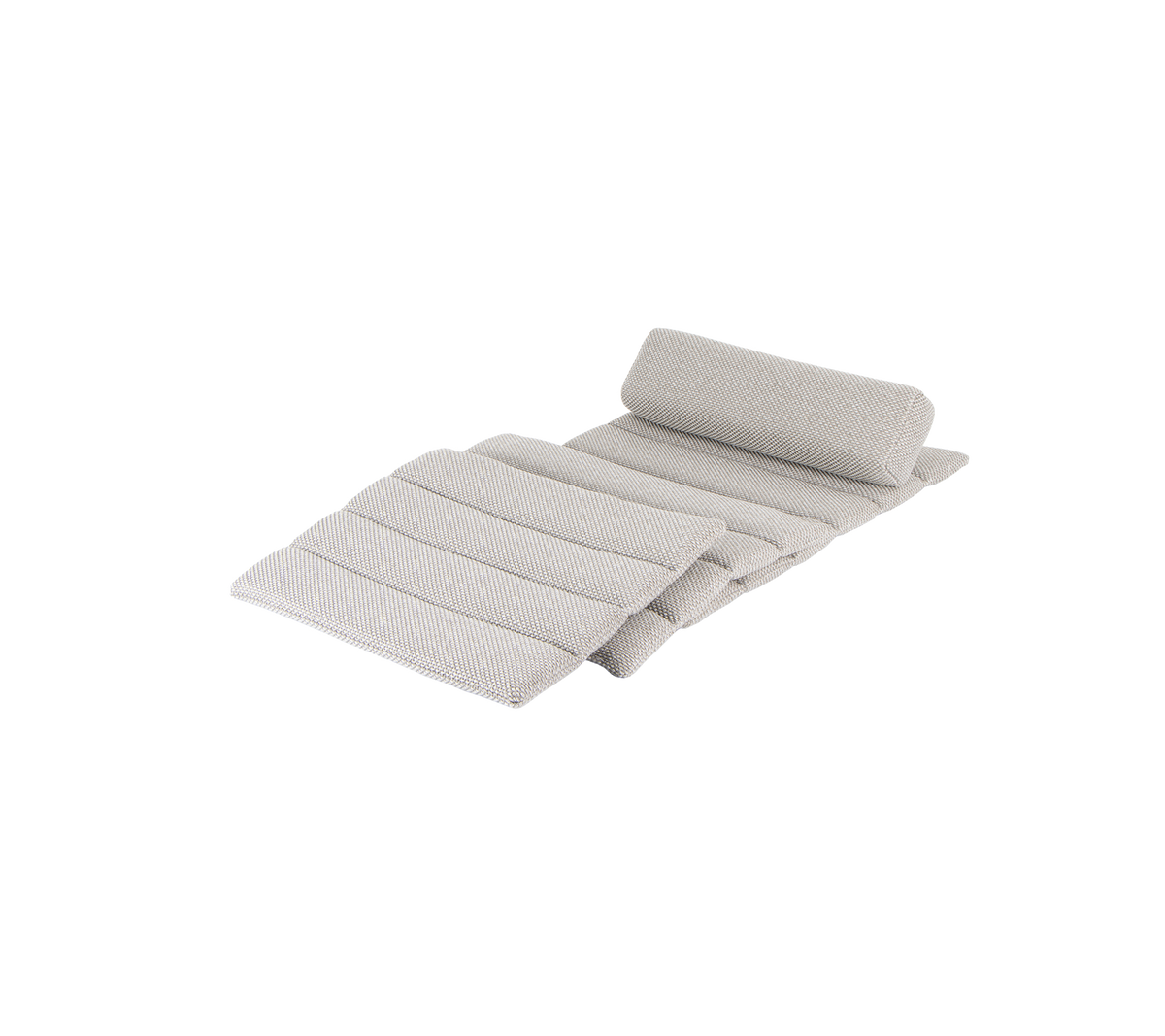 Lys grå polstret måtte med en rullet ende og multiple vandrette folder for ekstra komfort. Ideel til afslapning eller loungning.
