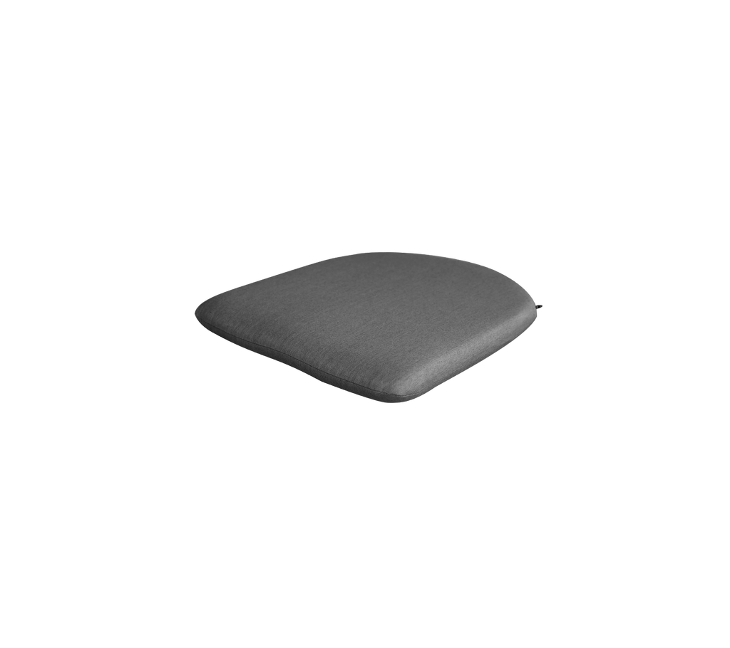 Grå pude med et elegant, minimalistisk design.