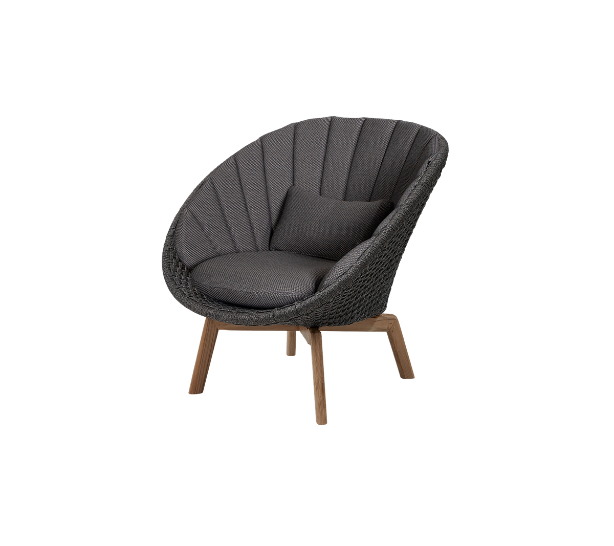 Stilfuld rund stol med blødt polstring og slanke træsben, med en struktureret polstring for komfort og elegance.