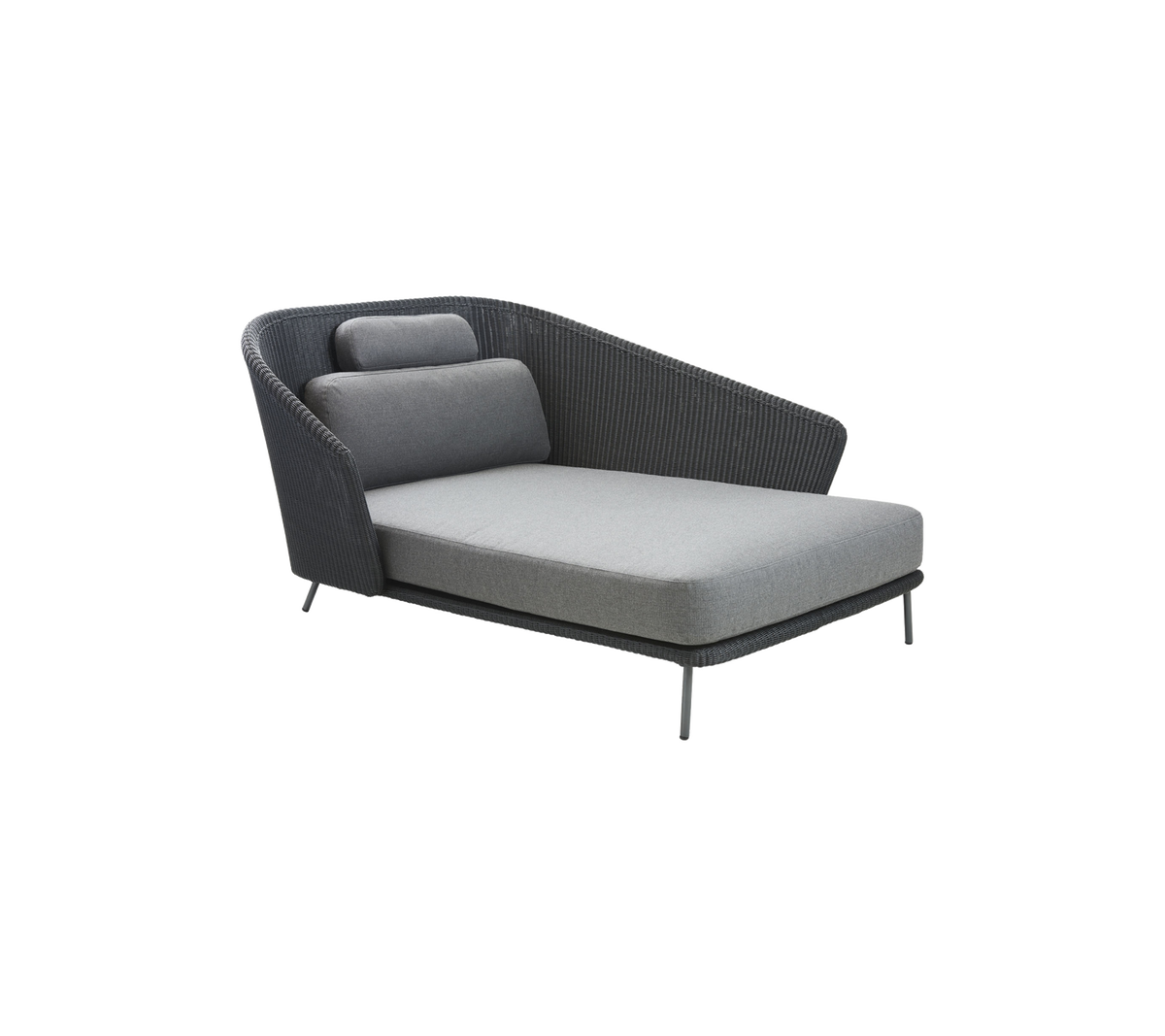 Moderne lounge stol med et strømlinet design, der har en grå stofsæde og ryg, suppleret med en unik armstøtteform.