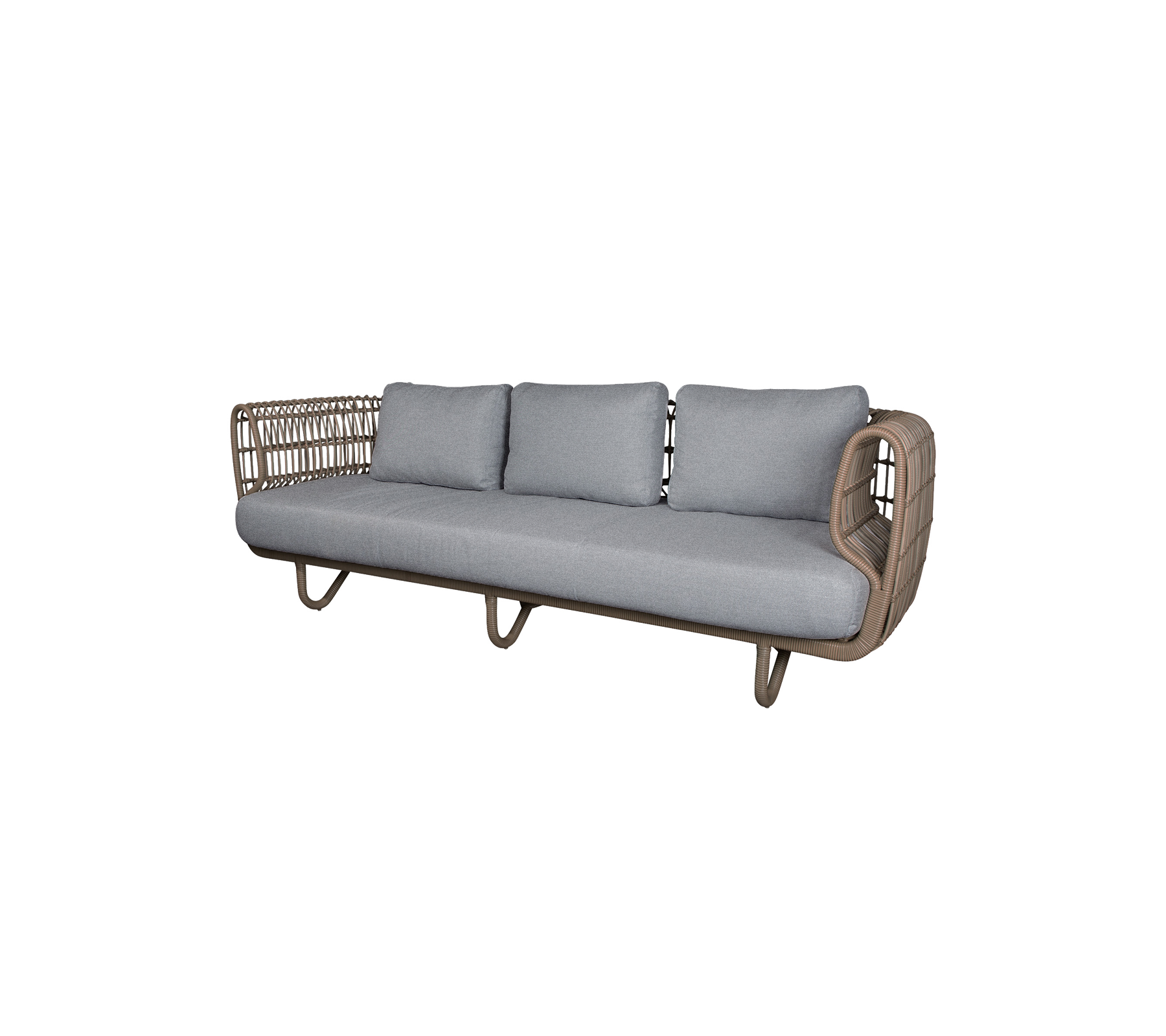 Moderne sofa med grå puder i et stilfuldt design.