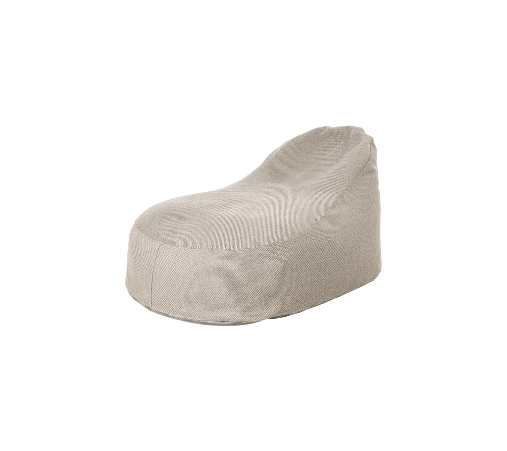 Lysebrune bønnepose stol i et enkelt design.