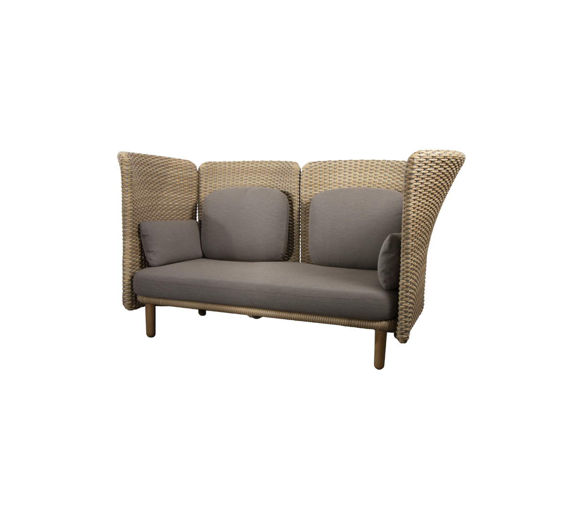 Stilfuld loungestol med flettede sider og bløde grå puder, designet til komfort og moderne æstetisk appel.
