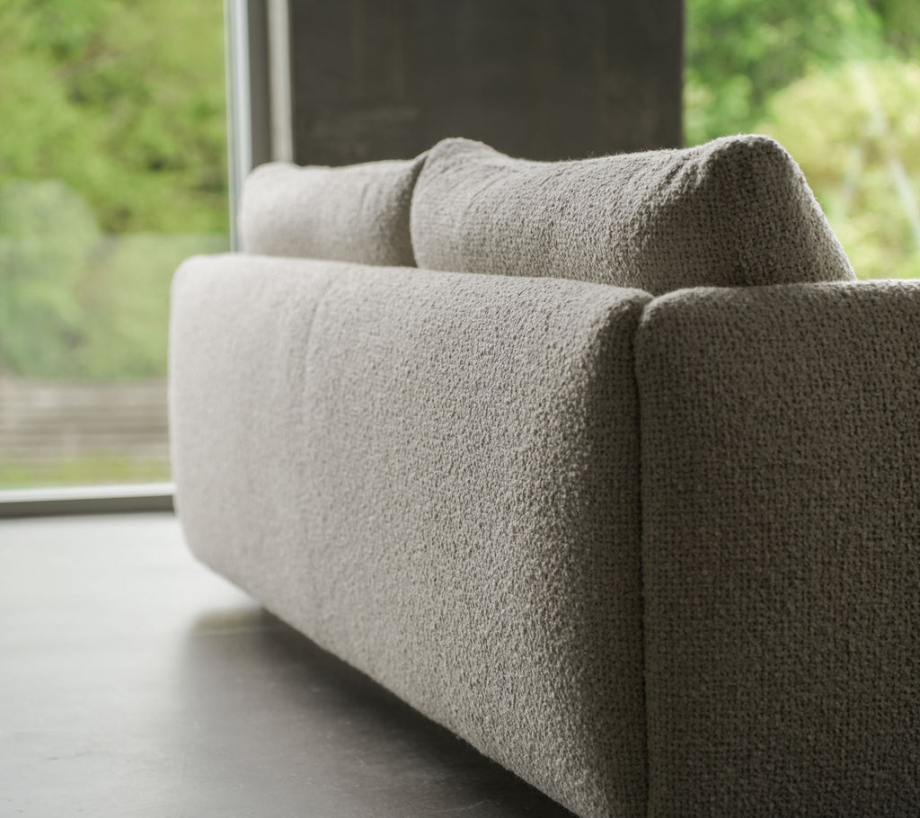 Bloom 2-pers. sofa med teak ben