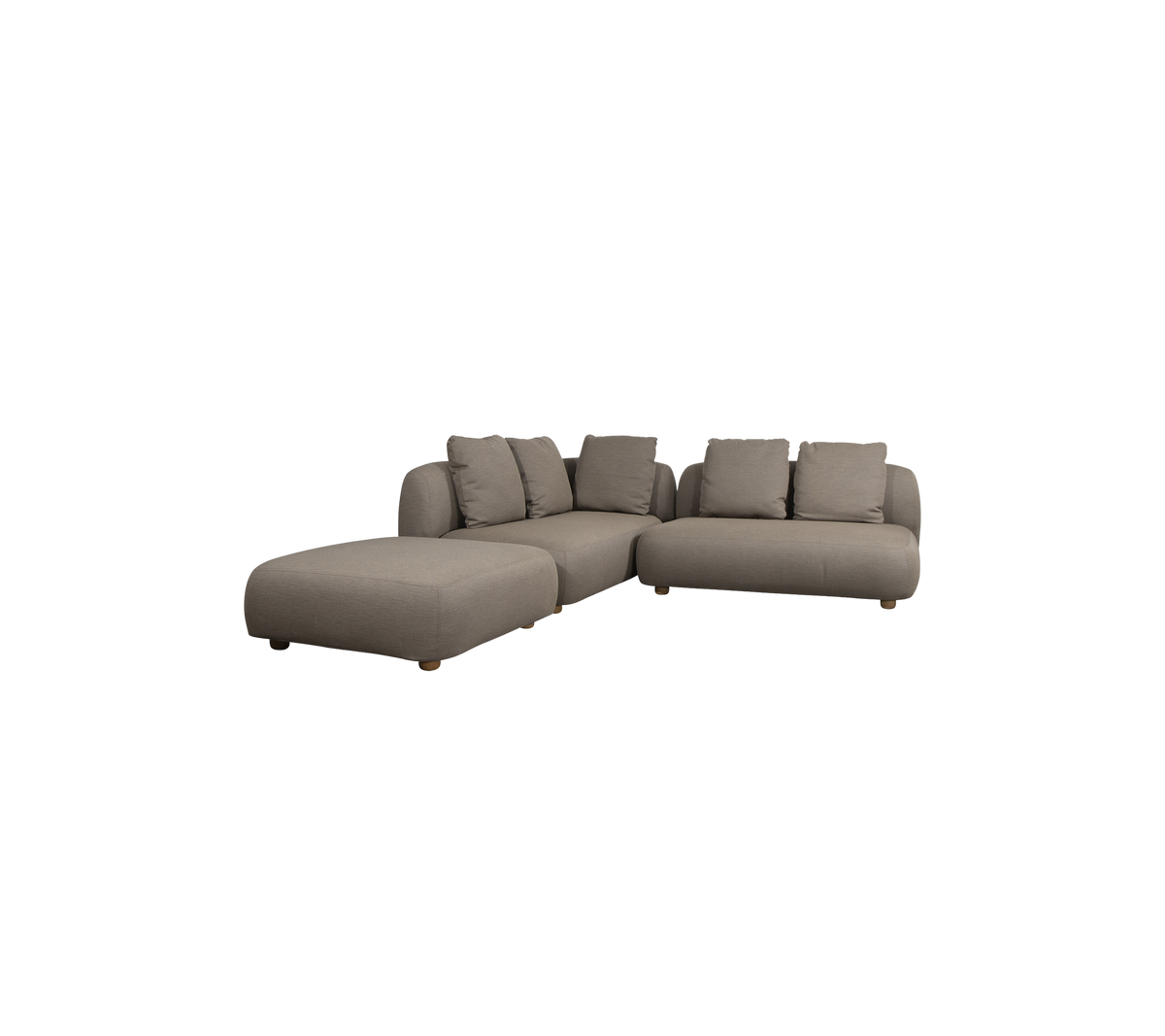 Moderne sektionel sofa i en neutral brun tone med bløde puder og et rummeligt design til komfortabel siddestilling. Perfekt til afslapning.