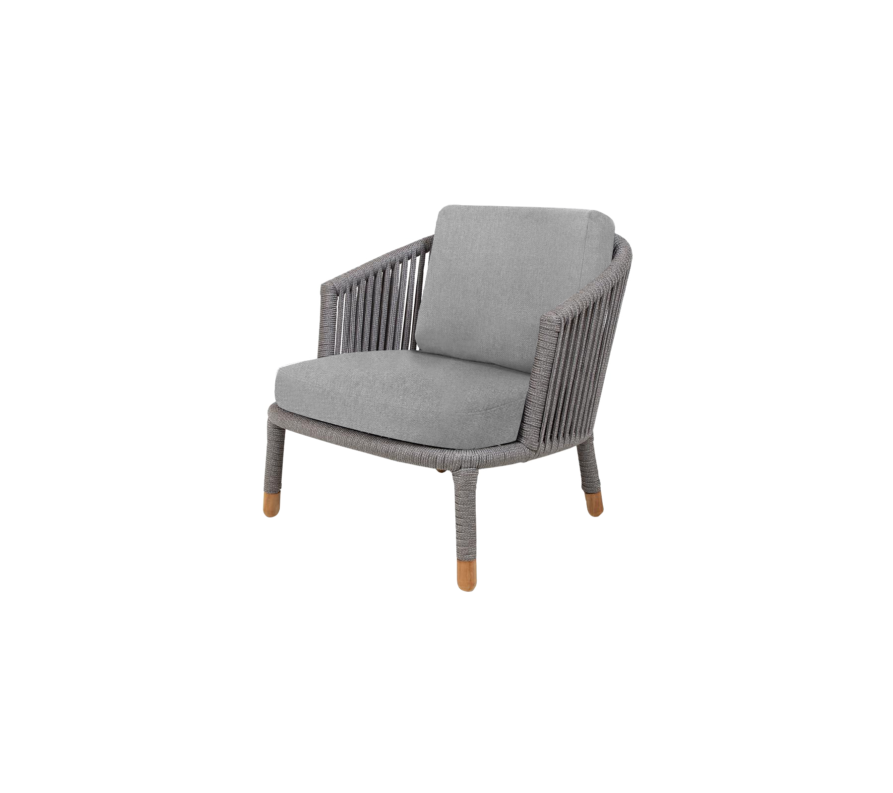 Stilfuld grå stol med et vævet design og træben, der har en komfortabel pude til afslapning.