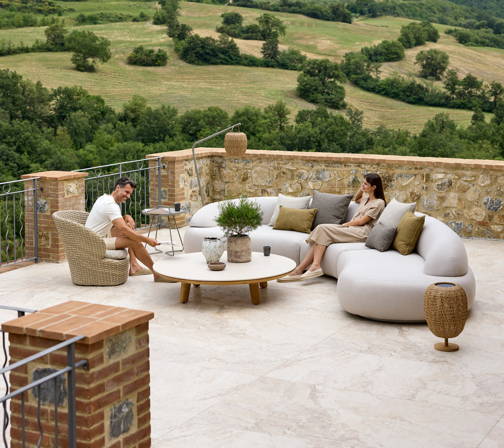 Mellow 6-personers sofa med to sofaborde